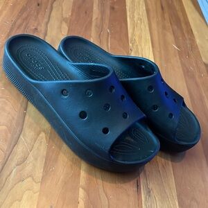 Croc Slides Black size W 8